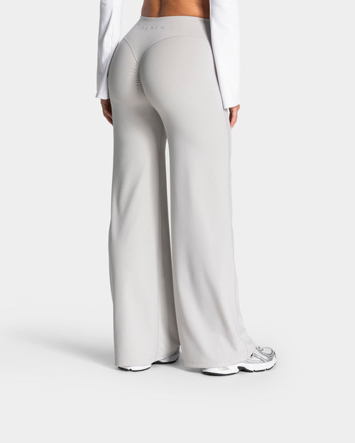 Charming Pro Scrunch Straight Leg Pants "Moon"