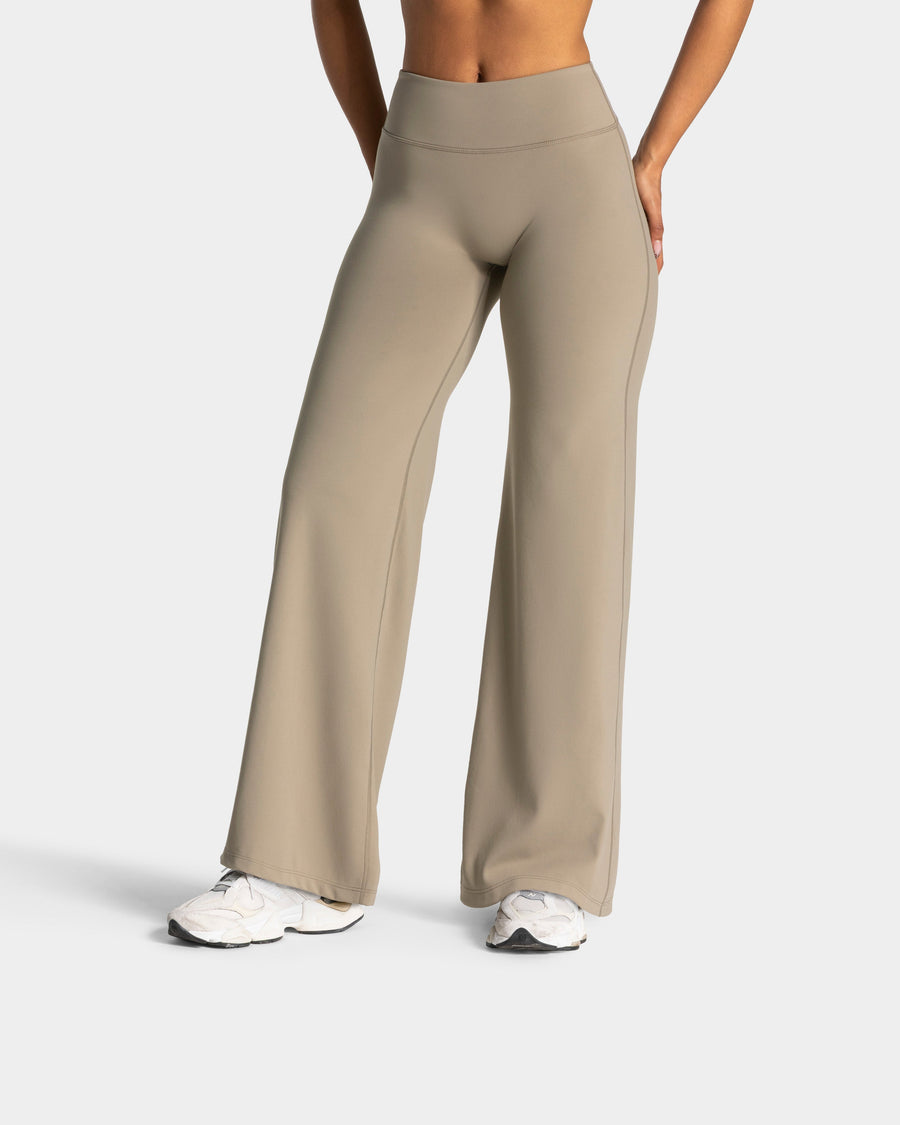 Charming Pro Scrunch Straight Leg Pants "Khaki"