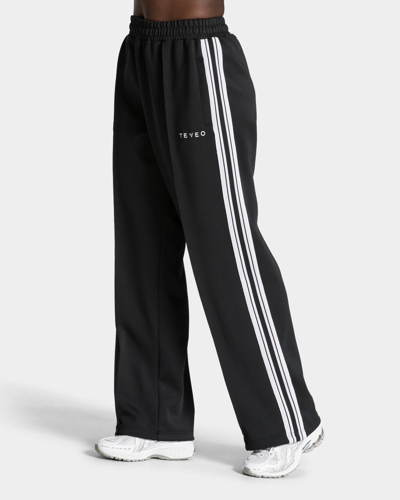 Club Straight Leg Jogger "Schwarz"