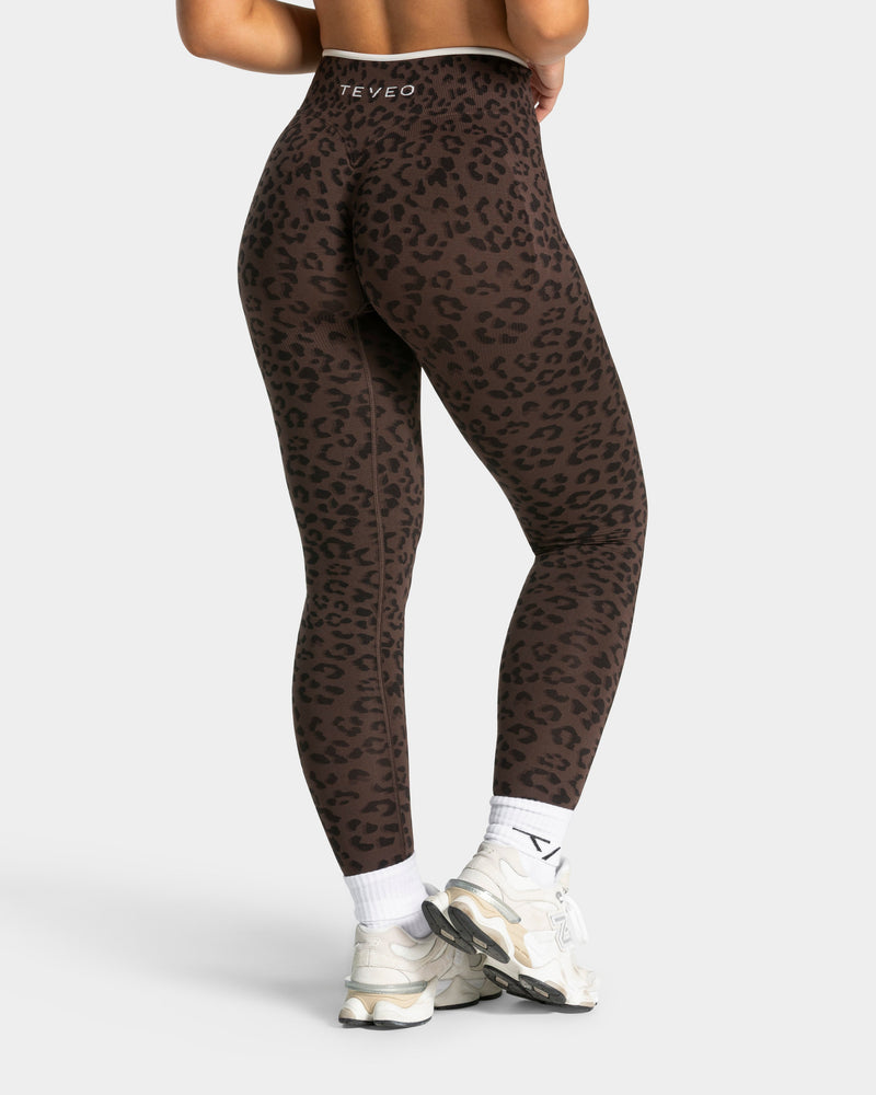 Contrastline Sculpt Scrunch Leggings "Leo Espresso"