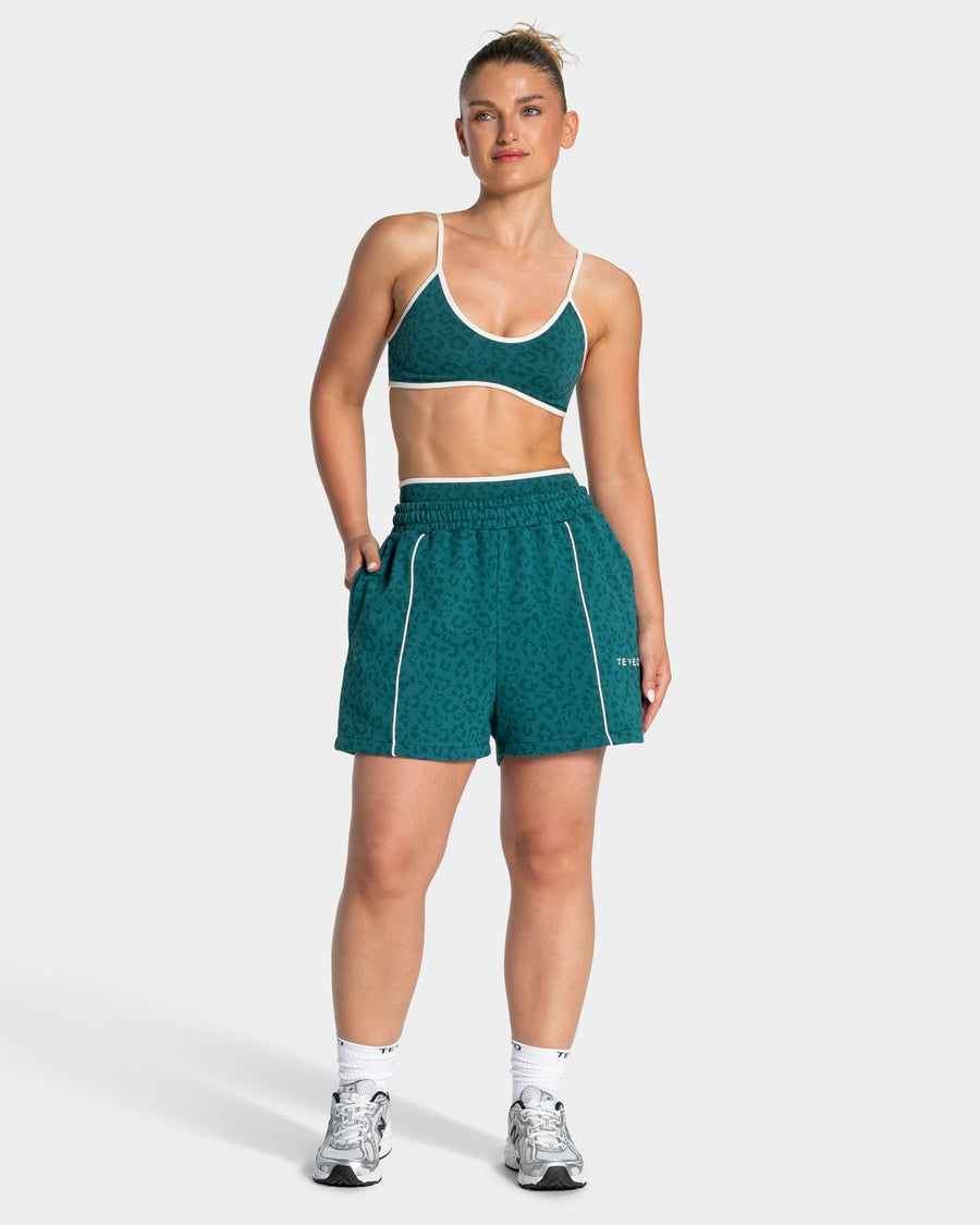 Contrastline Oversized Shorts "Leo Petrol"