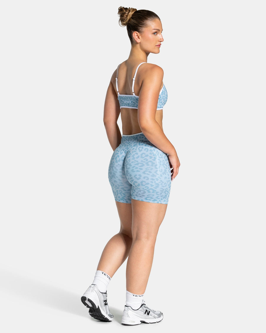 Contrastline Shorts "Leo Babyblau"