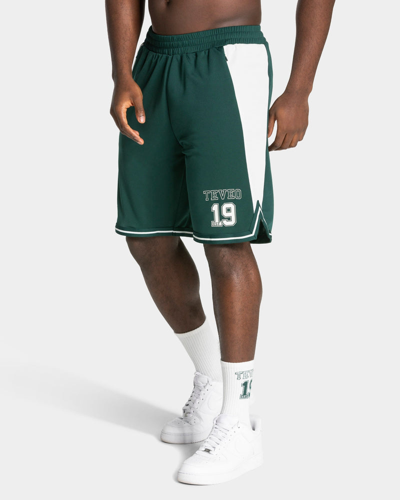 Football Shorts 9 Inch "Dunkelgrün"