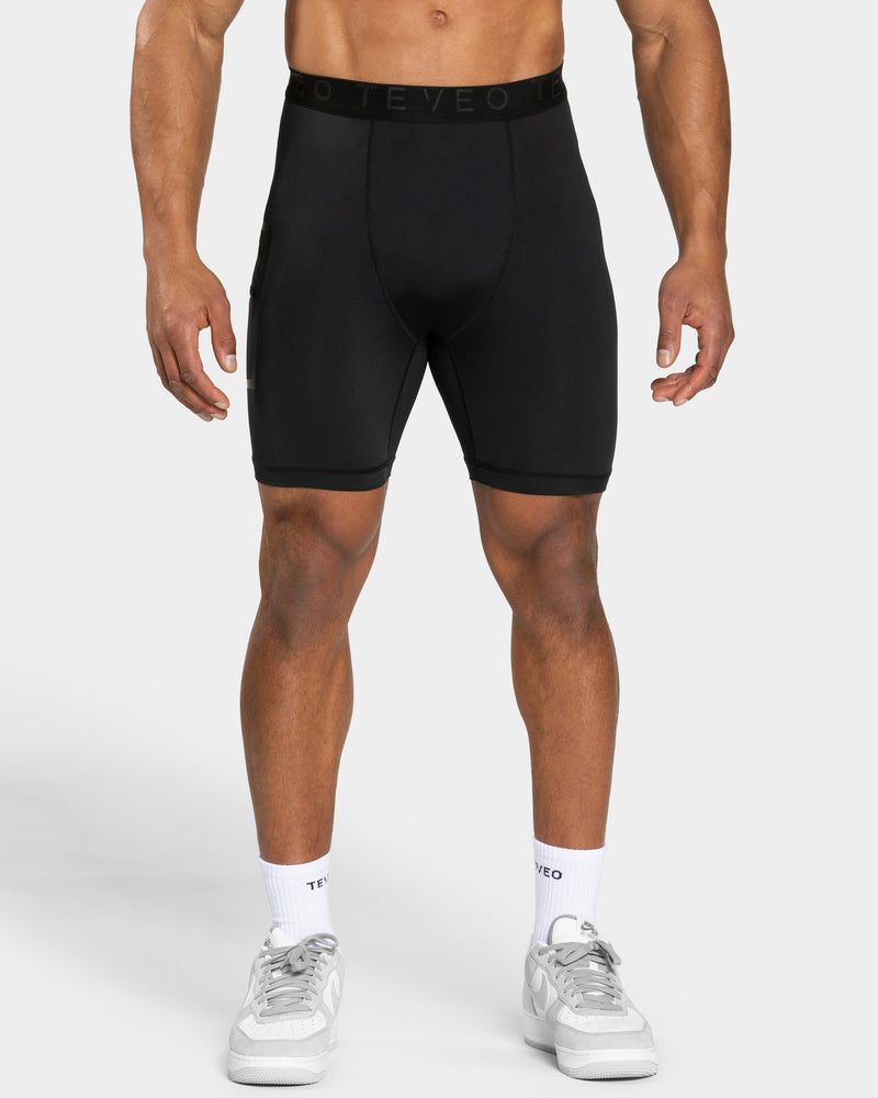 Pace Compression Half Tight "Schwarz"